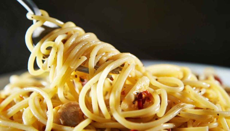macarrão, massas, alho e óleo, receitas,