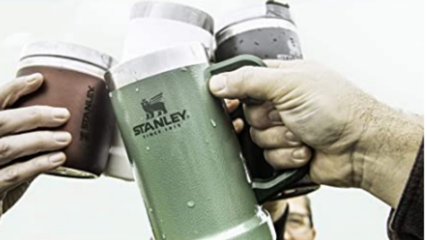 Copo Stanley vale a pena ter um para tomar cerveja ou é apenas modinha, veja nossa opinião
